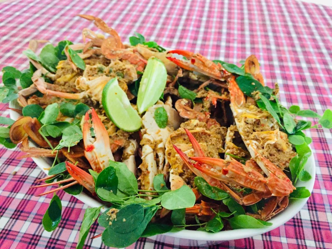 Sweet Home Tourist Rest, Cooking Classes & Tours 아누라다푸라 외부 사진